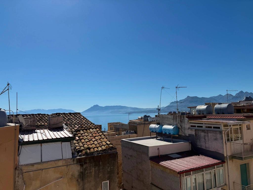 appartamento in vendita a Santa Flavia in zona Solanto