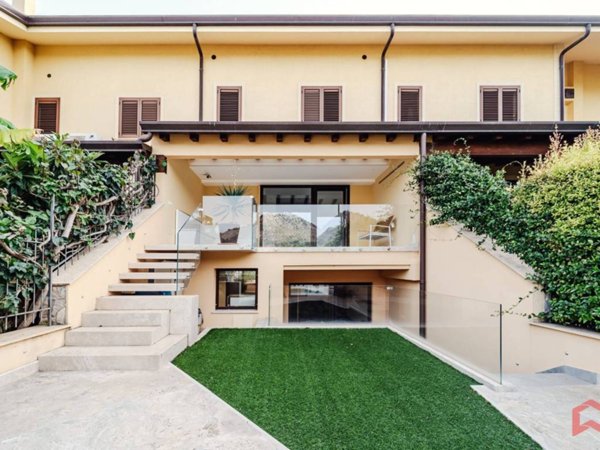 casa indipendente in vendita a Santa Flavia