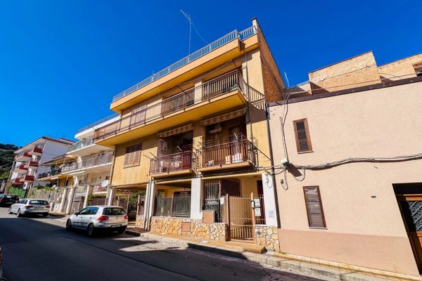 appartamento in vendita a Santa Flavia in zona Porticello