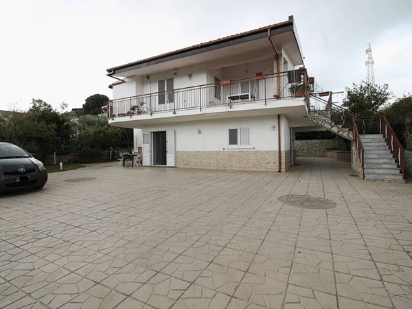 casa indipendente in vendita a Santa Flavia