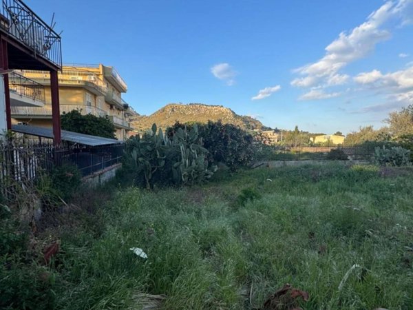 terreno edificabile in vendita a Santa Flavia