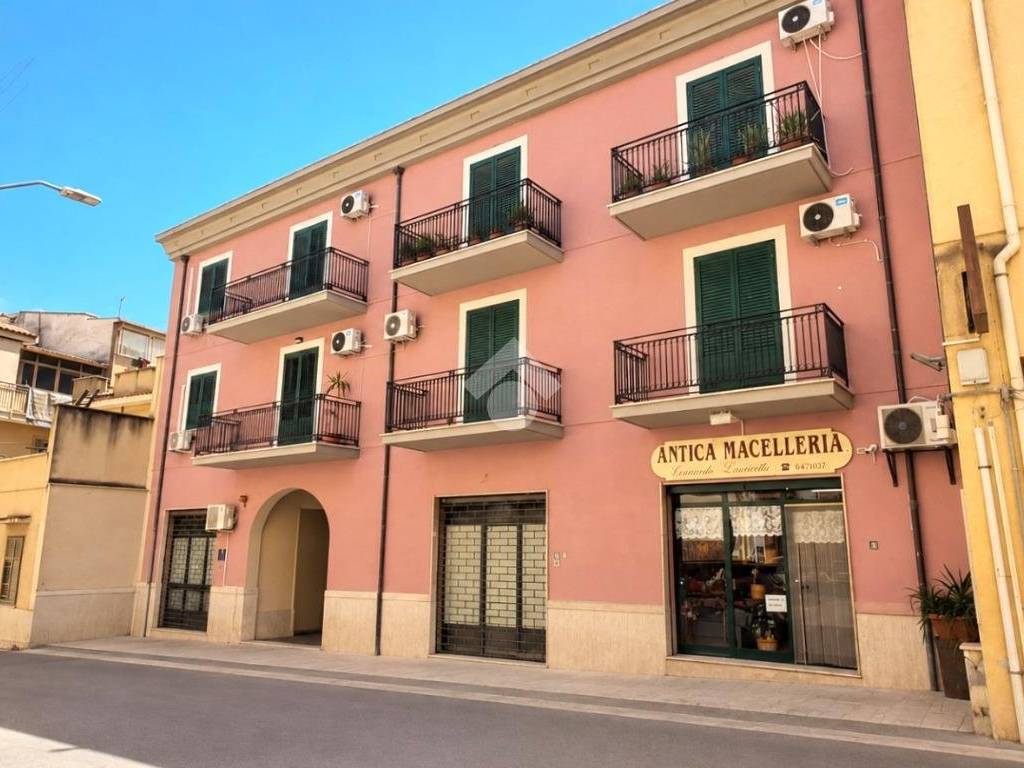 appartamento in vendita a Santa Flavia in zona Porticello