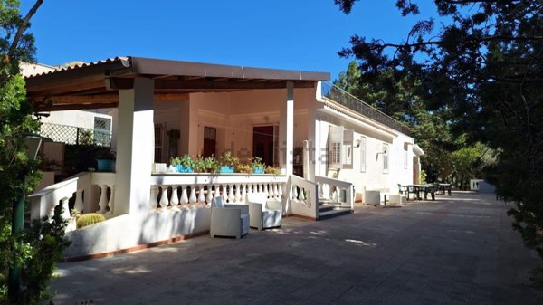 pentavano in vendita a Santa Flavia