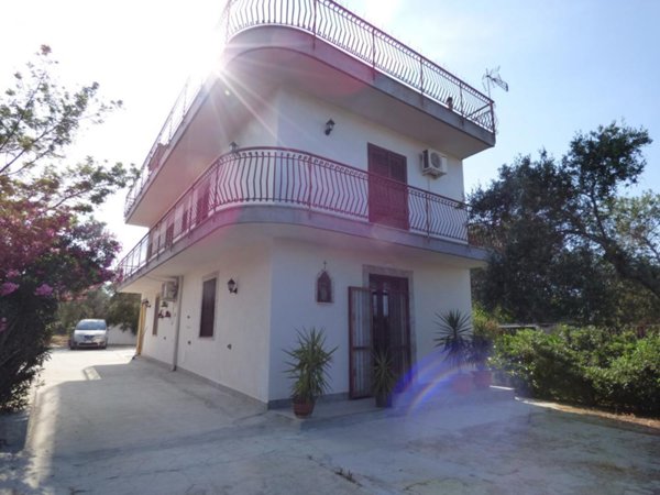 casa indipendente in vendita a Santa Flavia