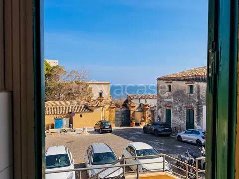 appartamento in vendita a Santa Flavia in zona Solanto