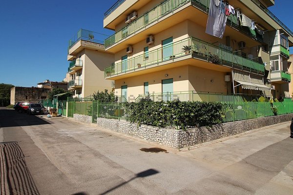 appartamento in vendita a Santa Flavia in zona Porticello