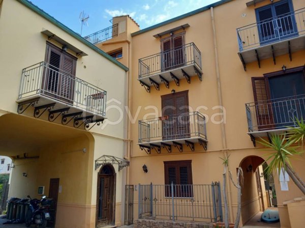 appartamento in vendita a Santa Flavia in zona Sant'Elia