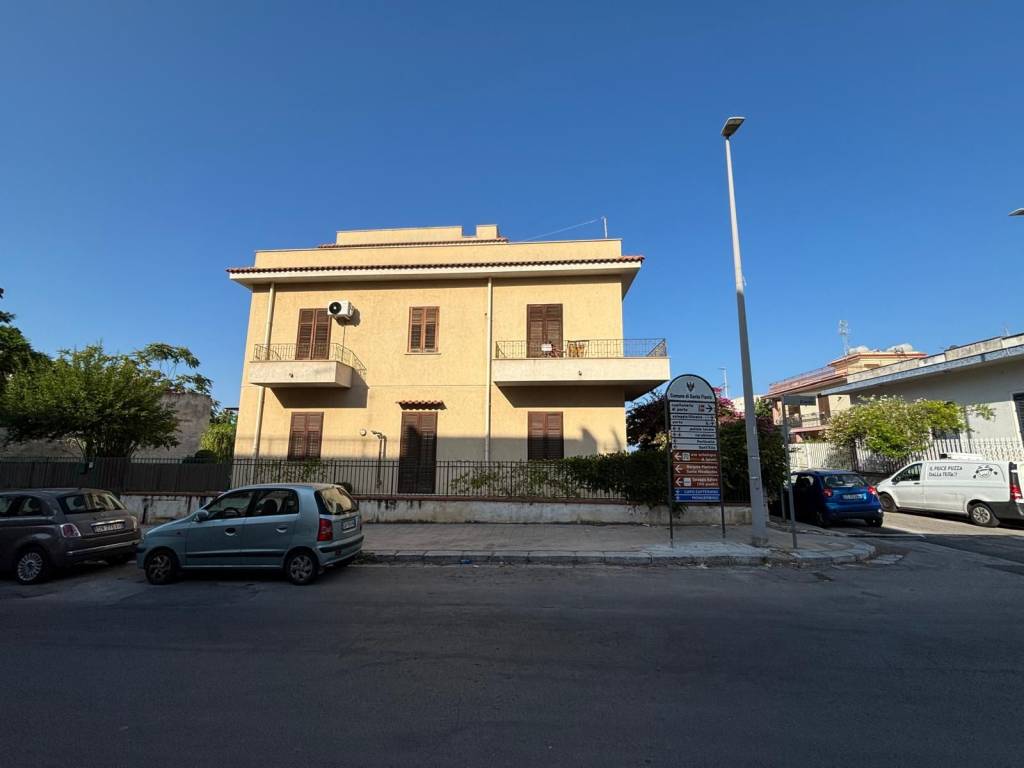 appartamento in vendita a Santa Flavia in zona Porticello