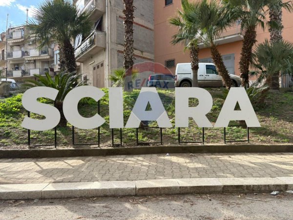 casa indipendente in vendita a Sciara