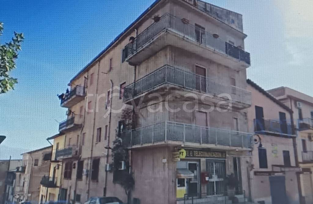 appartamento in vendita a Sciara
