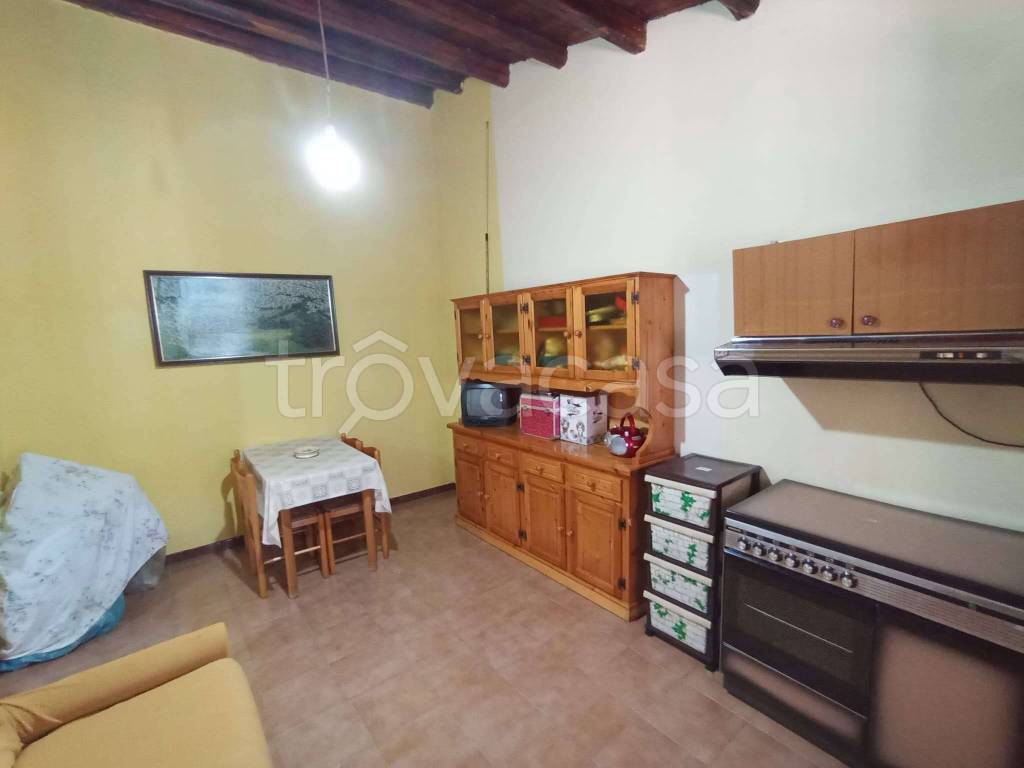 casa indipendente in vendita a Sciara