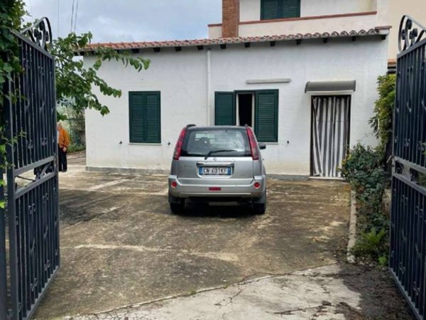 casa indipendente in vendita a Termini Imerese