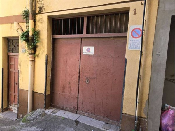 locale commerciale in vendita a Termini Imerese