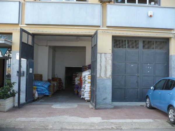locale commerciale in vendita a Termini Imerese