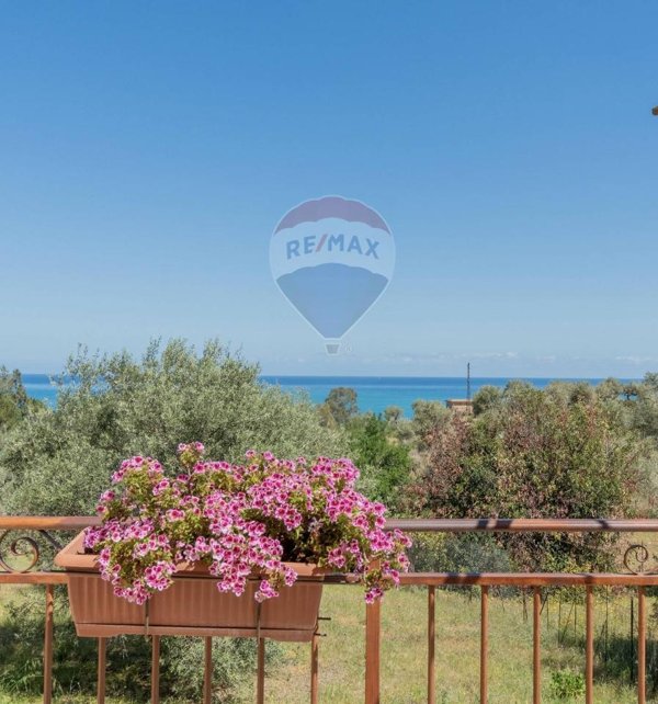 casa indipendente in vendita a Termini Imerese