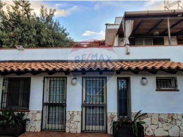 casa indipendente in vendita a Termini Imerese