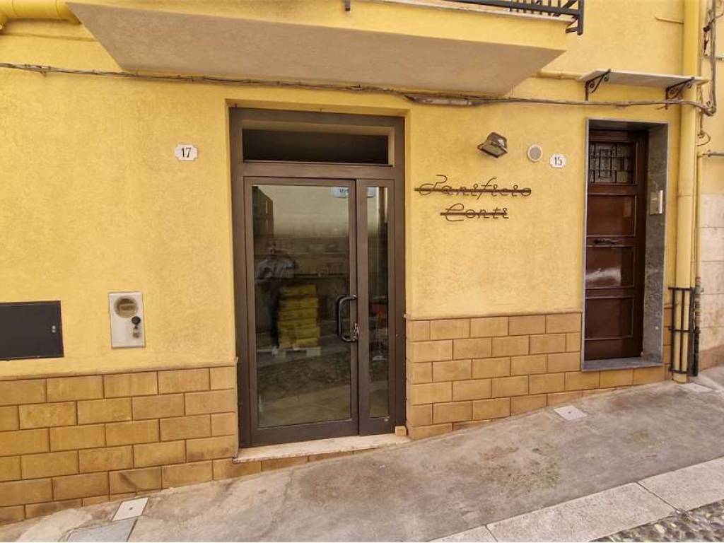 negozio in vendita a Termini Imerese