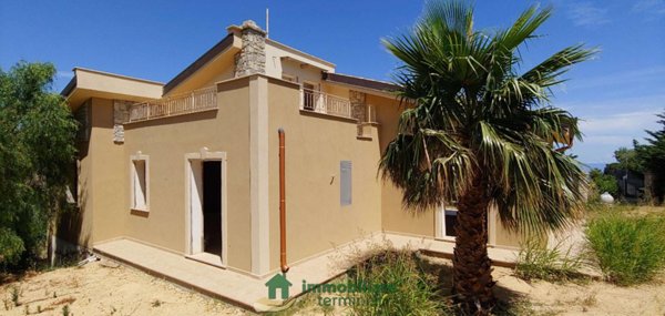 casa indipendente in vendita a Termini Imerese