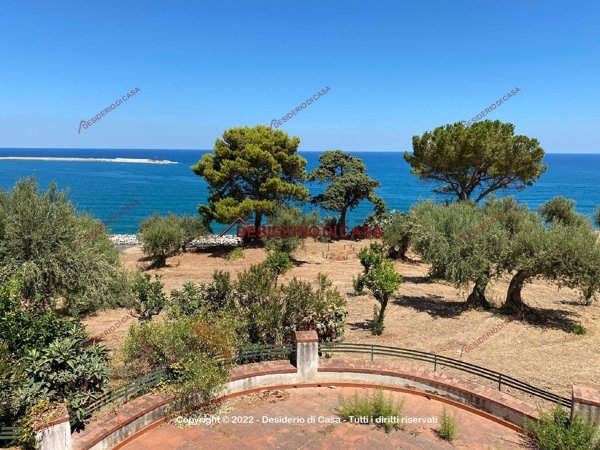 esavano in vendita a Termini Imerese