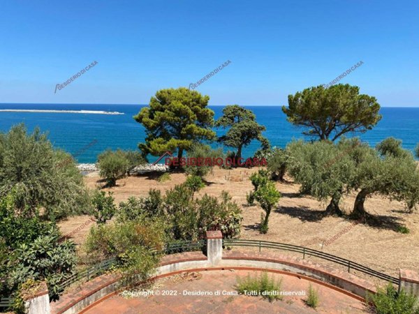 esavano in vendita a Termini Imerese