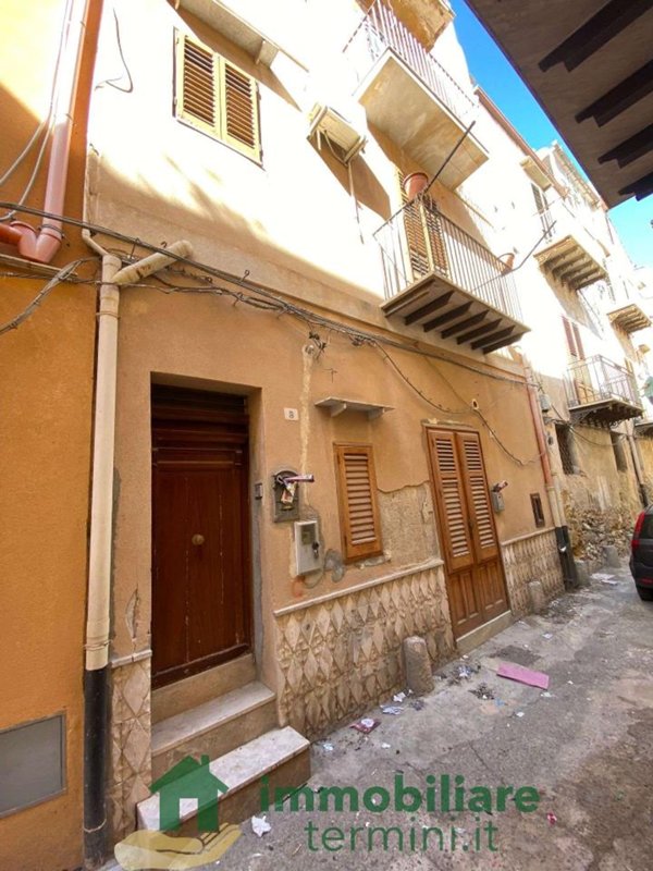 casa indipendente in vendita a Termini Imerese