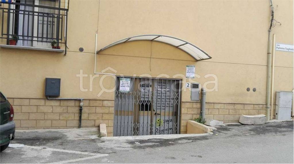 locale commerciale in vendita a Termini Imerese