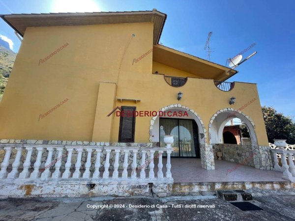 casa indipendente in vendita a Termini Imerese