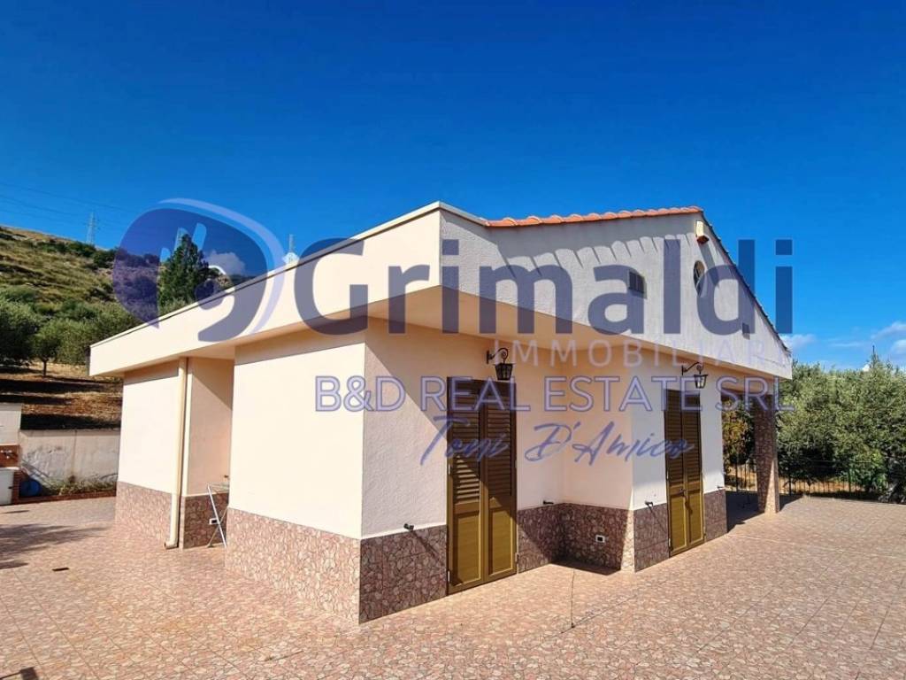 casa indipendente in vendita a Termini Imerese