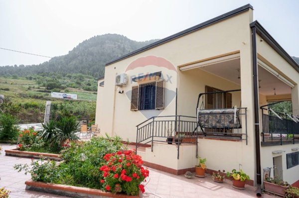 casa indipendente in vendita a Termini Imerese