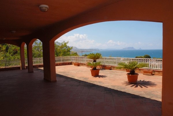 casa indipendente in vendita a Termini Imerese