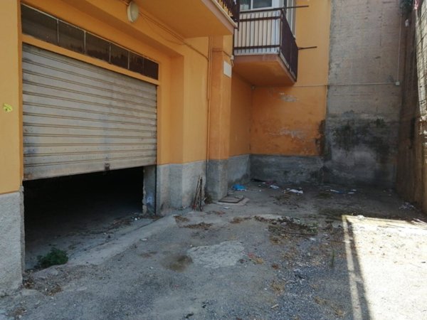 locale di sgombero in vendita a Termini Imerese