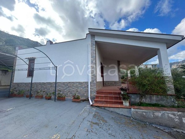 casa indipendente in vendita a Termini Imerese