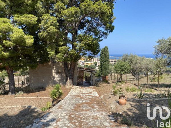 casa indipendente in vendita a Termini Imerese