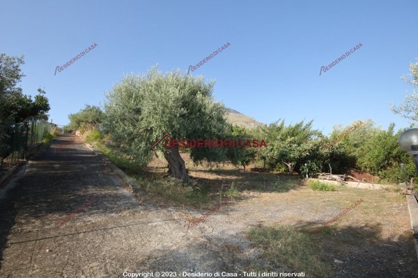 casa indipendente in vendita a Termini Imerese