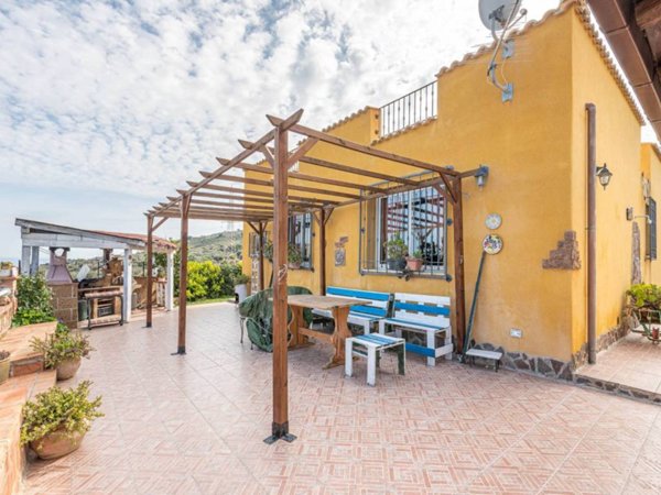 casa indipendente in vendita a Termini Imerese
