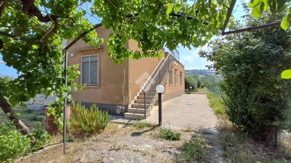casa indipendente in vendita a Termini Imerese