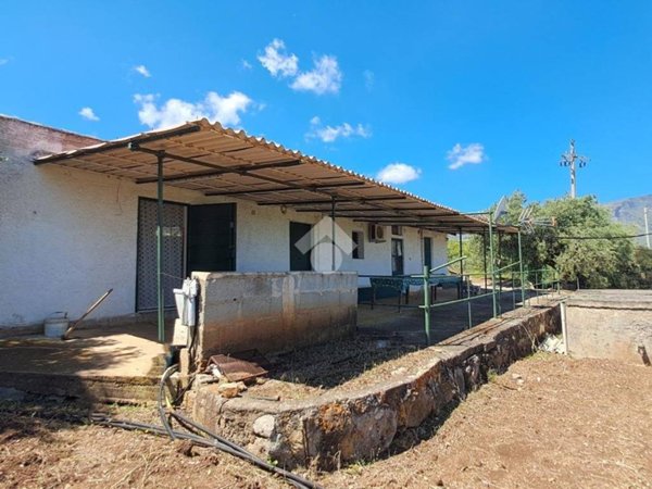 casa indipendente in vendita a Termini Imerese