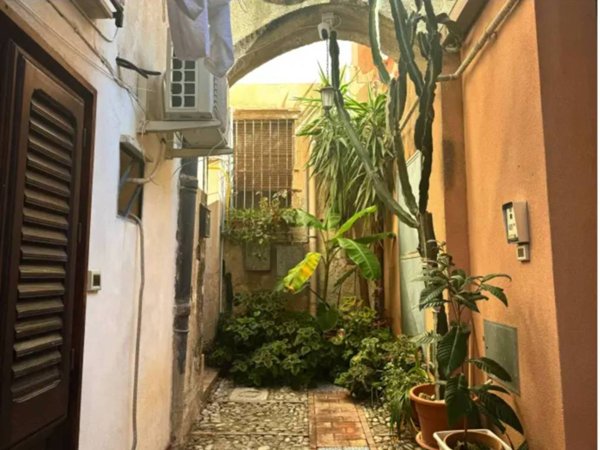 locale commerciale in vendita a Termini Imerese