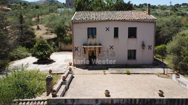 casa indipendente in vendita a Termini Imerese