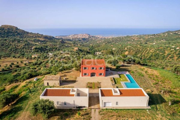 casa indipendente in vendita a Termini Imerese