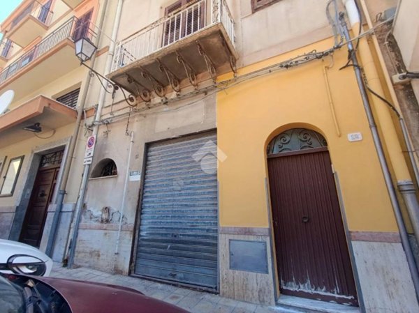 negozio in vendita a Termini Imerese