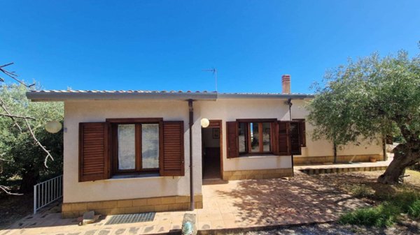 casa indipendente in vendita a Termini Imerese