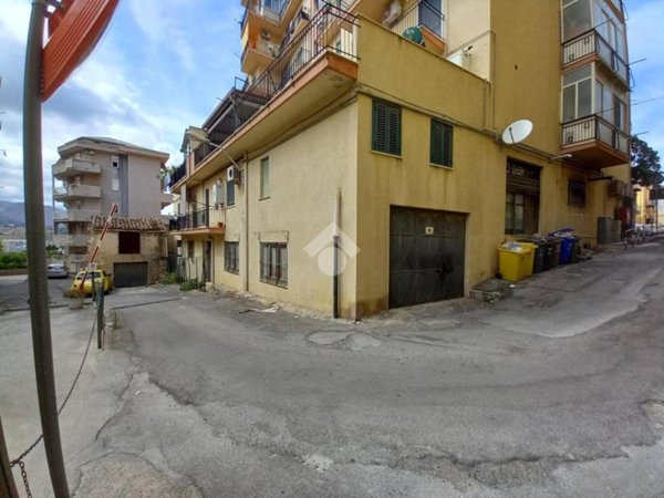 casa indipendente in vendita a Termini Imerese