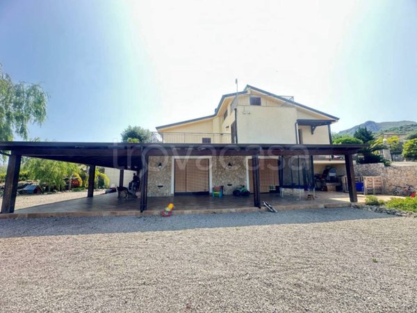 casa indipendente in vendita a Termini Imerese