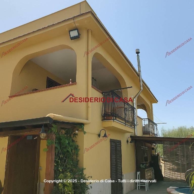casa indipendente in vendita a Termini Imerese