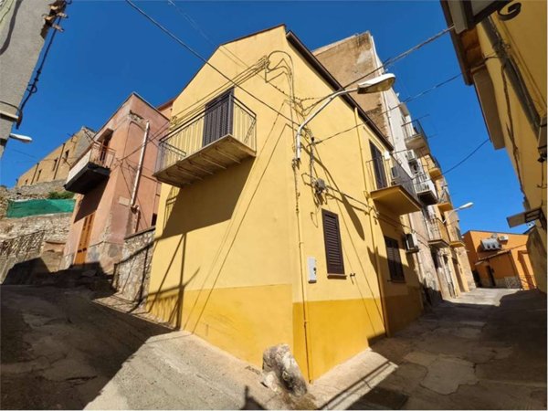 casa indipendente in vendita a Termini Imerese