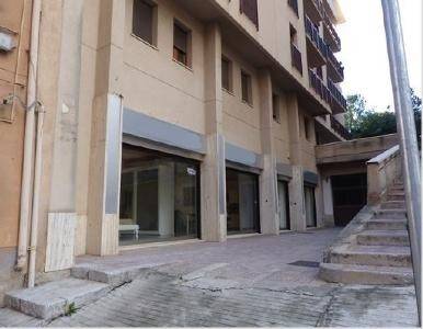 negozio in vendita a Termini Imerese