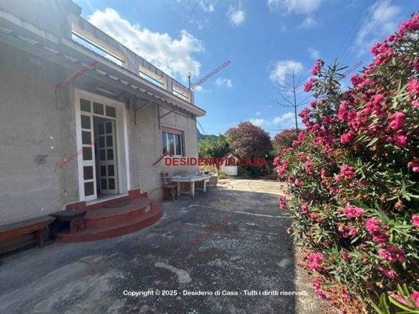 casa indipendente in vendita a Termini Imerese