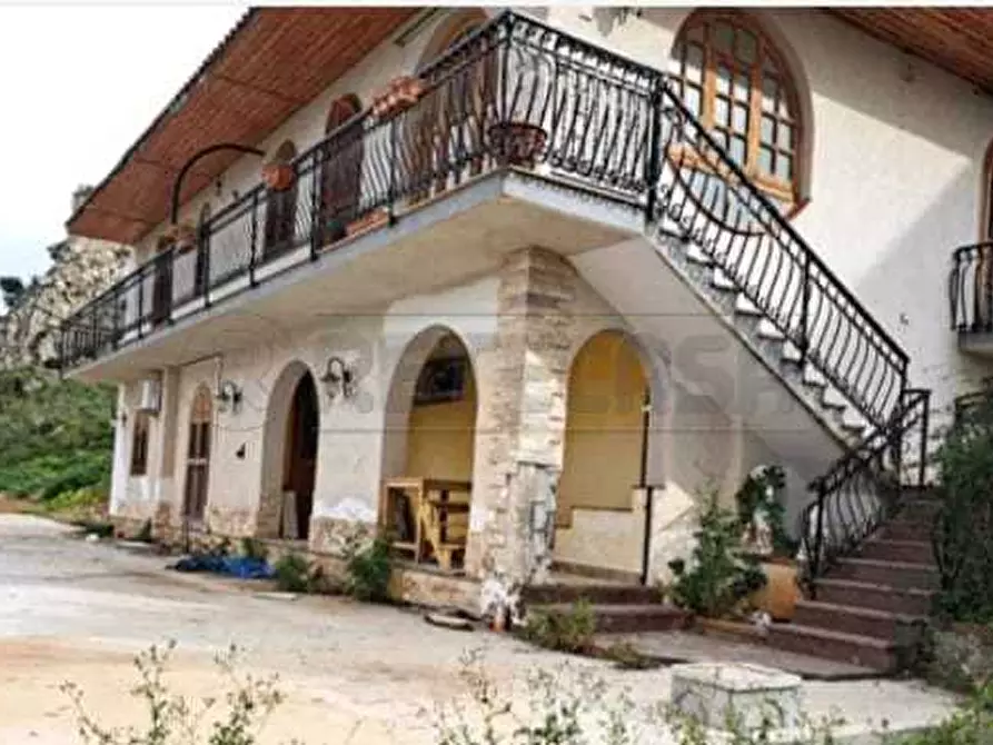 casa indipendente in vendita a Termini Imerese