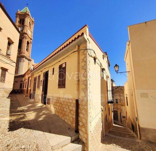casa indipendente in vendita a Termini Imerese